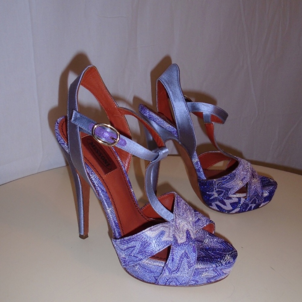 Brand new Missoni Heels